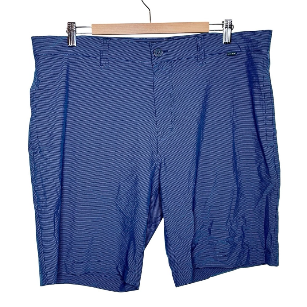 Travis Mathew Tech Shorts Blue Striped Mens Size 38 Golf Stretch Performance